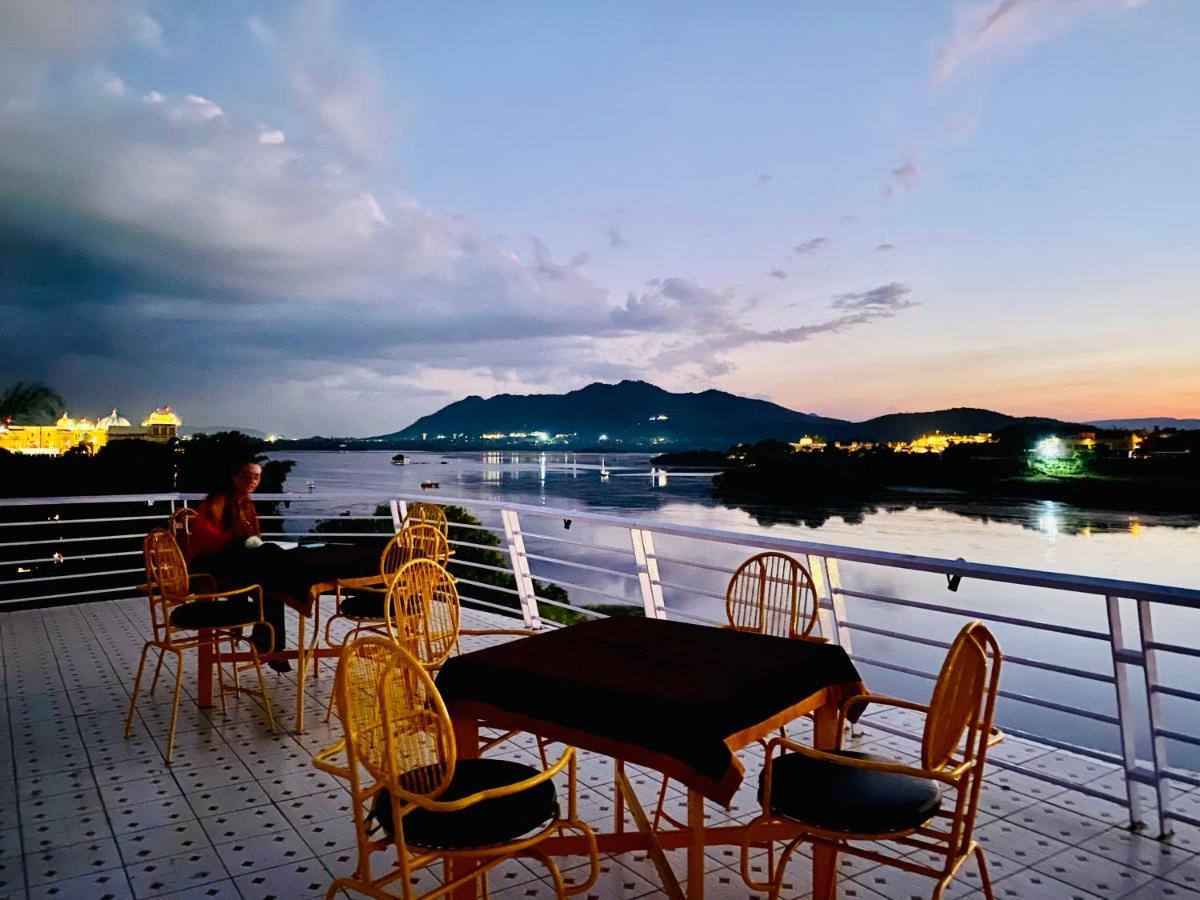 烏代浦 Haveli Jai Durga At Pichola Lake酒店 外观 照片